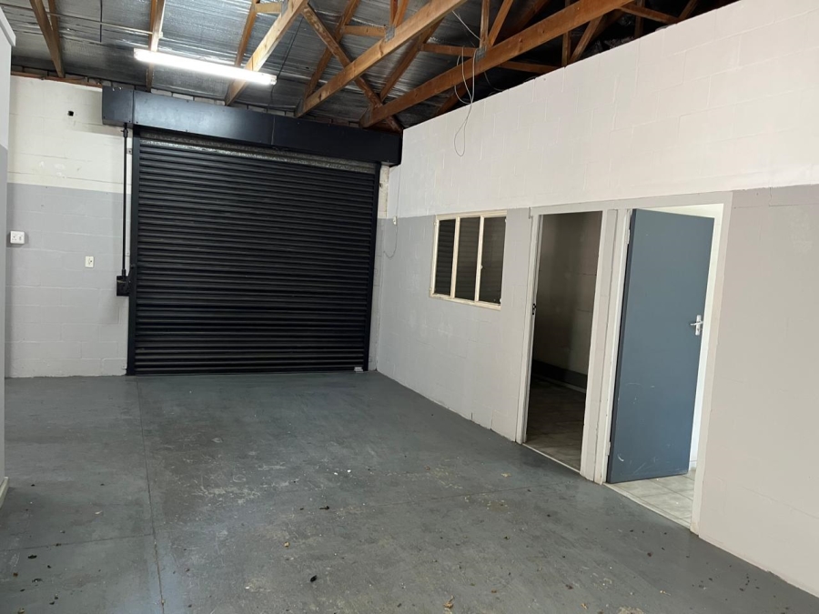 To Let commercial Property for Rent in Paarden Eiland Western Cape